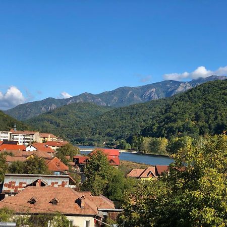 Apartament Belvedere Călimăneşti Екстериор снимка