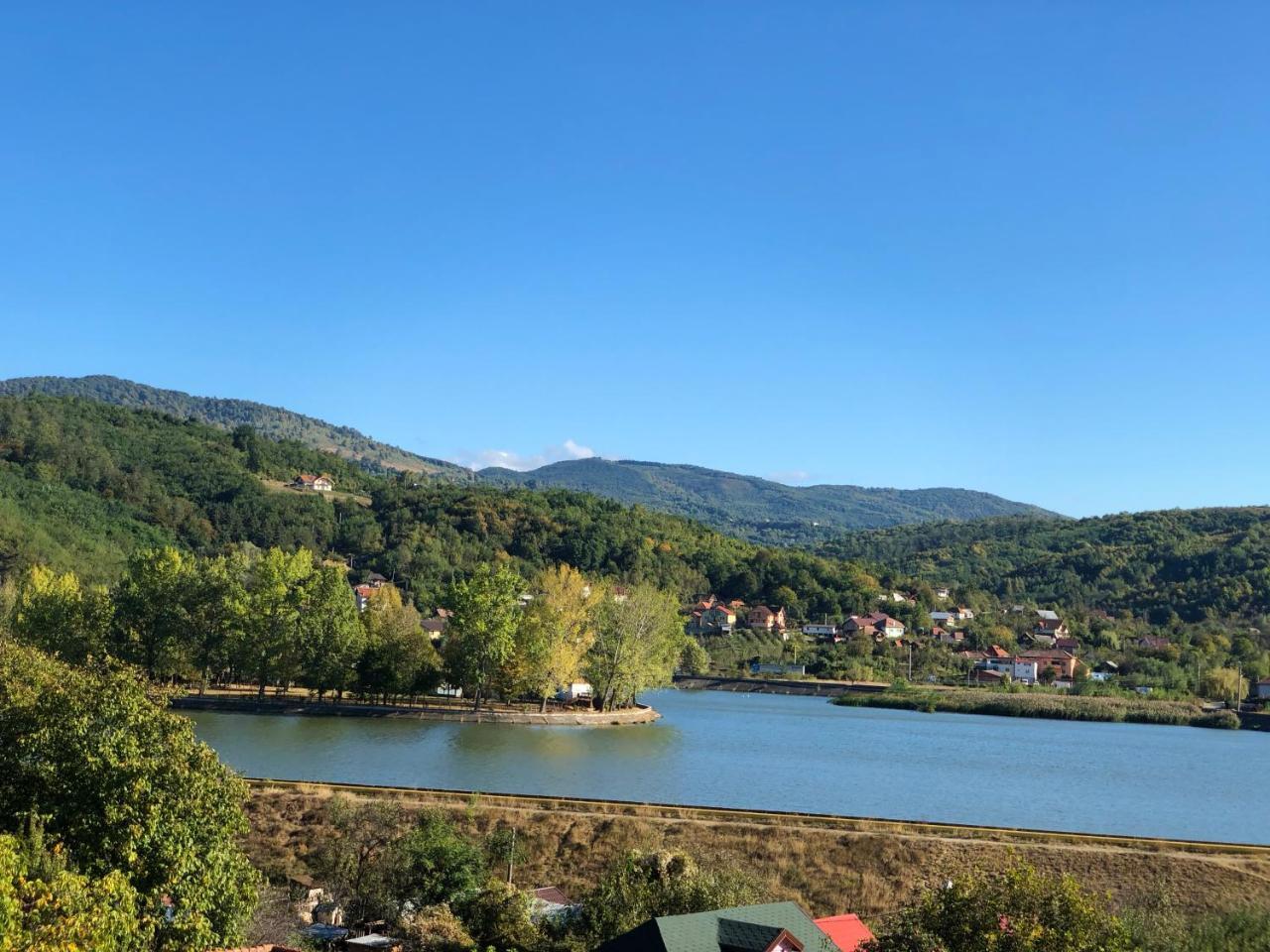 Apartament Belvedere Călimăneşti Екстериор снимка